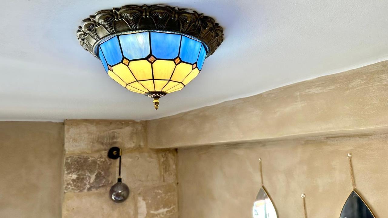 Boutique Apartment In Heart Of Haifa Exterior foto