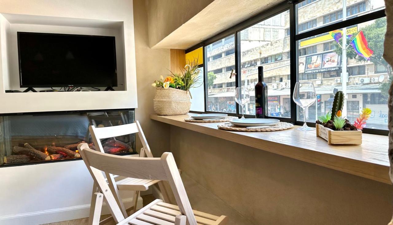 Boutique Apartment In Heart Of Haifa Exterior foto