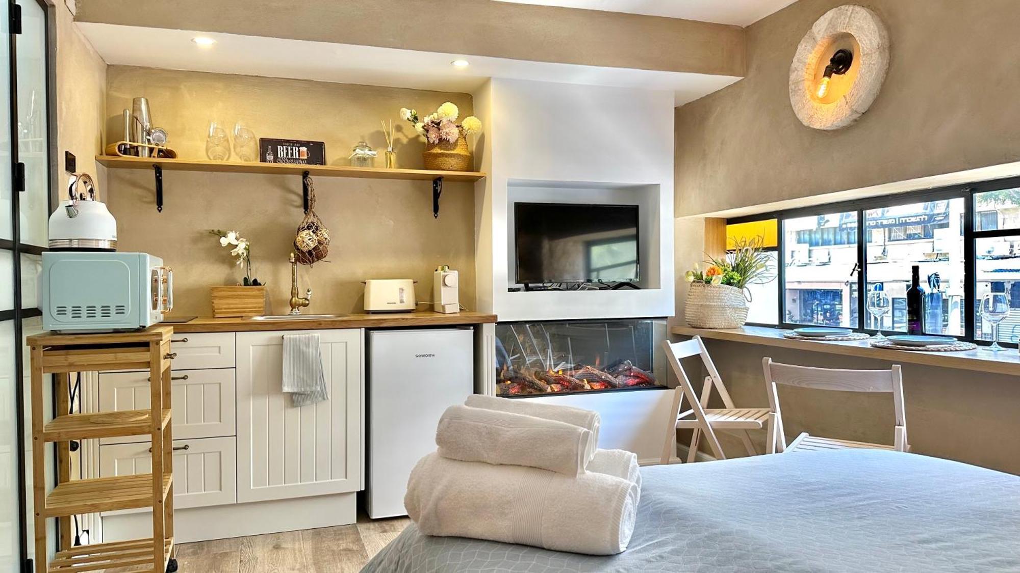 Boutique Apartment In Heart Of Haifa Exterior foto