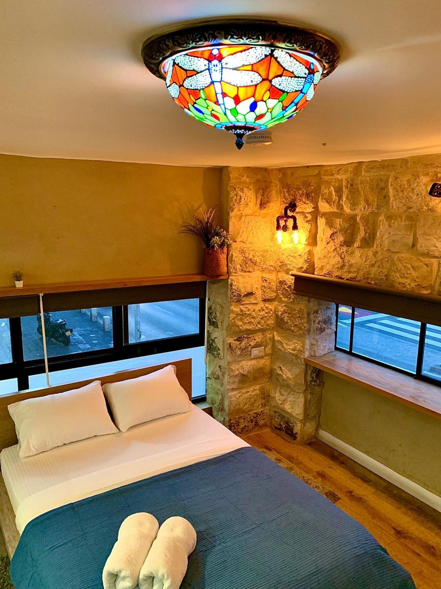 Boutique Apartment In Heart Of Haifa Zimmer foto